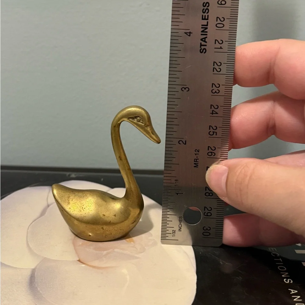 Vintage Brass Swan Figurine In Great Condition